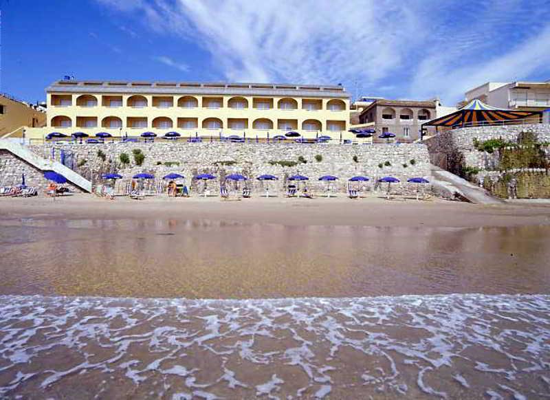 Grand Hotel Dei Cesari Dependance アンツィオ エクステリア 写真